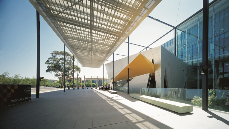 Museum Plaza