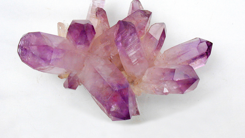 Pink quartz specimen