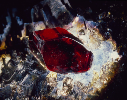 Spessartine specimen