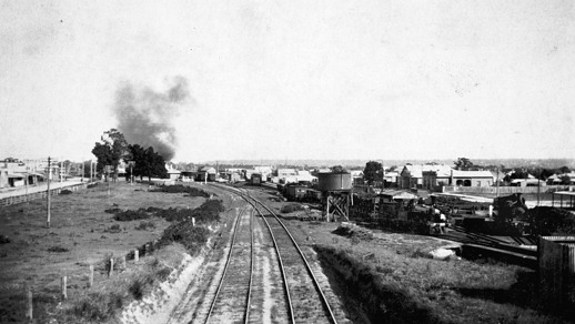 Moe Railway Station, circa 1930