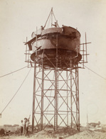 Workers constructing a 40,000 gallon tank, Mildura, 1903