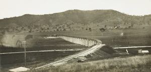 Bridge over Sandy Creek on the Wodonga to Tallangatta line, Tallangatta, circa 1932