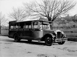 Victorian Railways motor bus no. 104