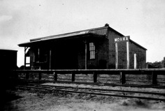 Moama Railway Station, 1937