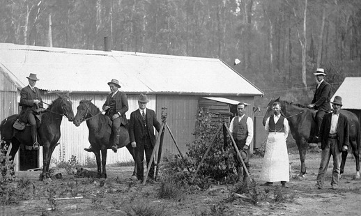 Surveyors on the Orbost to Bairnsdale line, East Gippsland, 1914