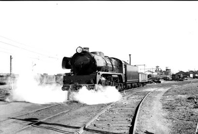 R class locomotive no. 707, Newport workshops, 1 September 1973