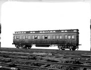 AA class swing-door passenger carriage, circa 1903