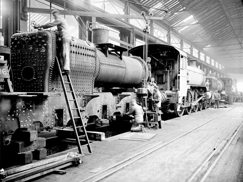 Construction of DD and A2 class steam locomotives, Newport Workshops, circa 1910