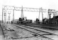 Erecting pin arch structure, 1917