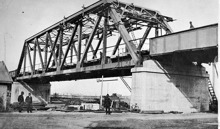 The railway bridge over the Maribyrnong River, Footscray, 1928