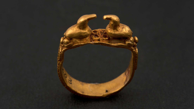 roman gold ring