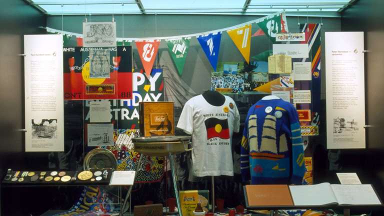 Museum exhibition display