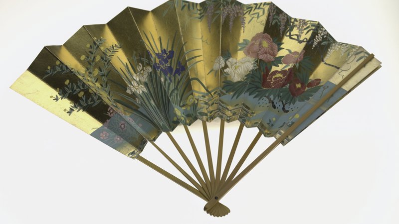 Gold fan paint with Japanese motifs