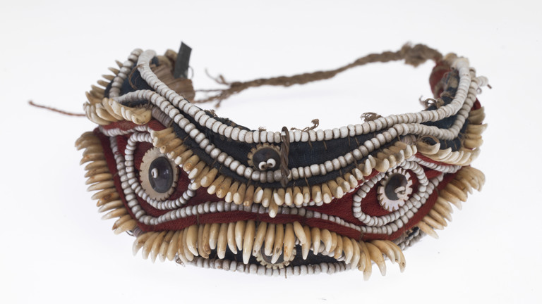 Neck ornament