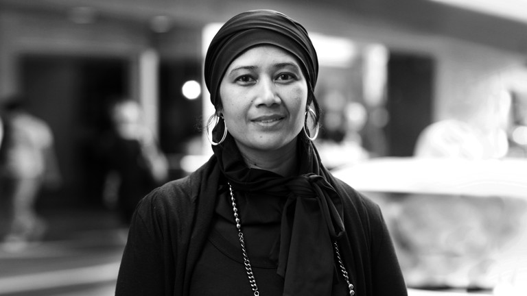 Portrait of a woman in a Melbourne street