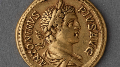 Gold coin featuring the profile of the emperor Caracalla
