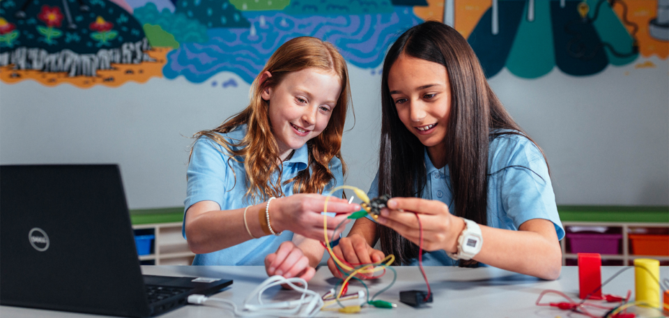 Two students work together during a Scienceworks education program.